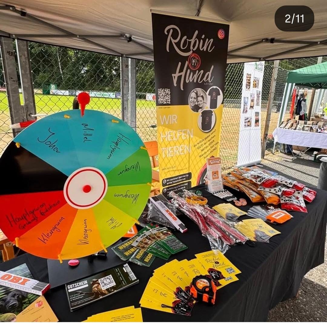 Robin-Hund-Stand mit Glücksrad und Infomaterial